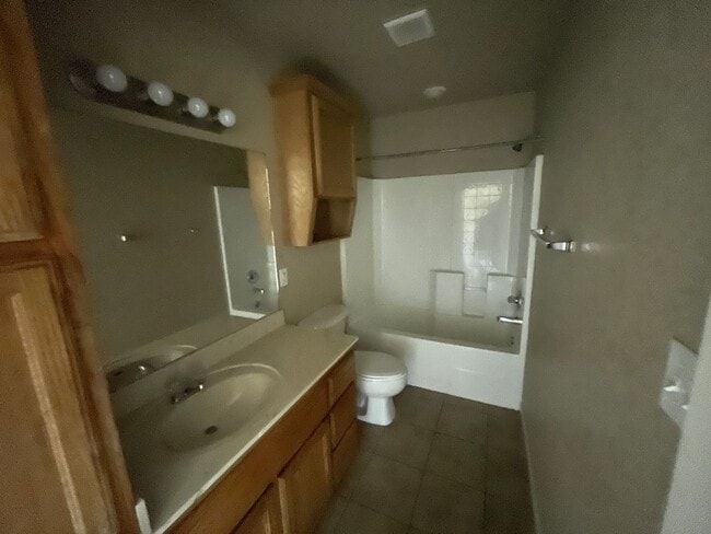 Building Photo - 1212 Powder River Dr