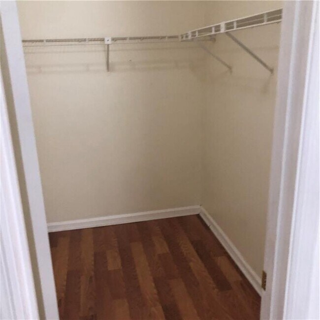 Building Photo - 9456 Cypress Ln