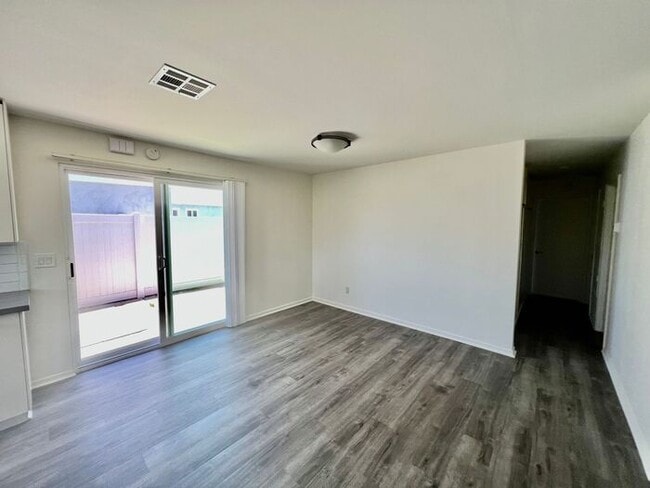 Building Photo - North Clairemont Gem | Fully Remodeled with Indoor-Outdoor Living & Designer Finishes