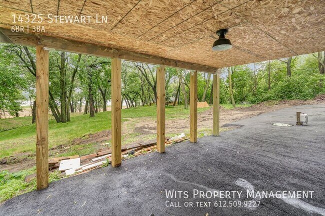 Building Photo - 14325 Stewart Ln