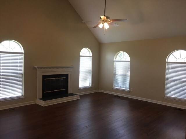 Building Photo - 4036 Bryce Rd