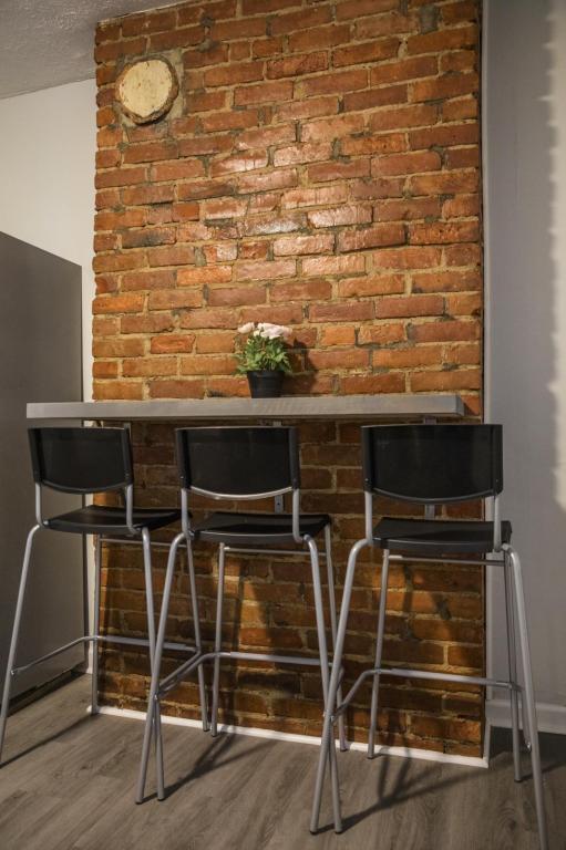 Building Photo - 951 S Shelby St