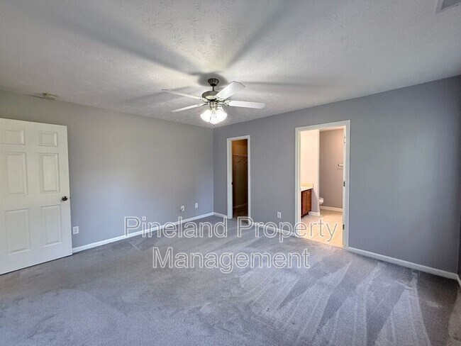 Building Photo - 641 Corsegan Rd