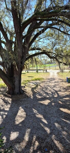 Building Photo - 2333 Patrick St