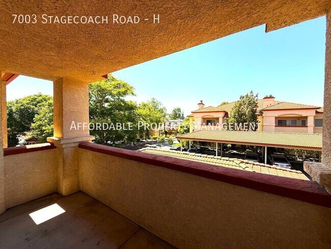 Building Photo - 7003 Stagecoach Rd