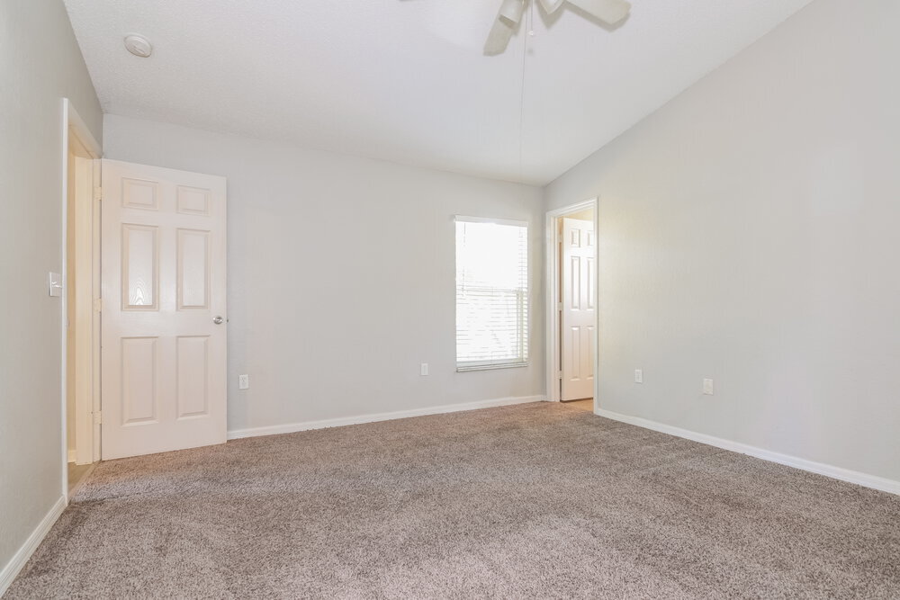 Building Photo - 306 Carriage Crossing Cir