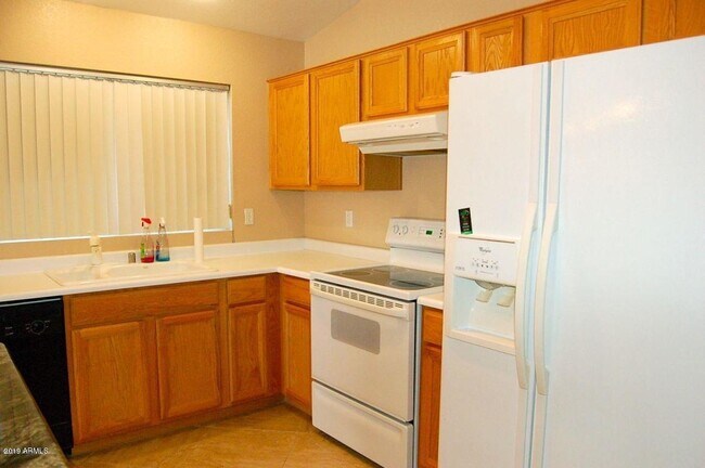 Building Photo - 4815 W Ponderosa Ln