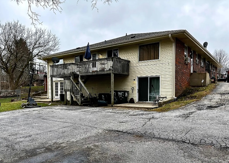 Building Photo - 3615 Schalck Dr