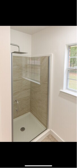 Building Photo - 104 Canal St