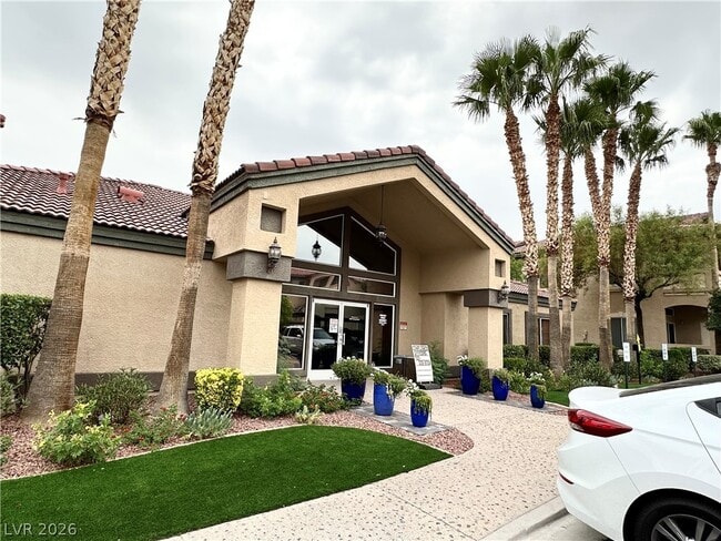 Building Photo - 3480 Cactus Shadow St