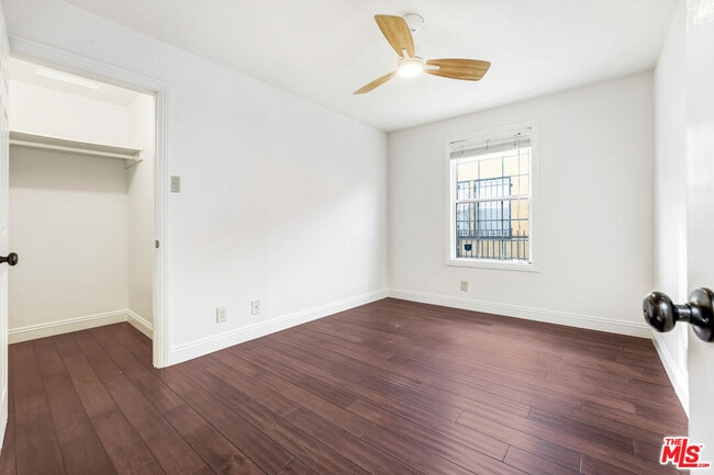 Building Photo - 2315 Cochran Ave