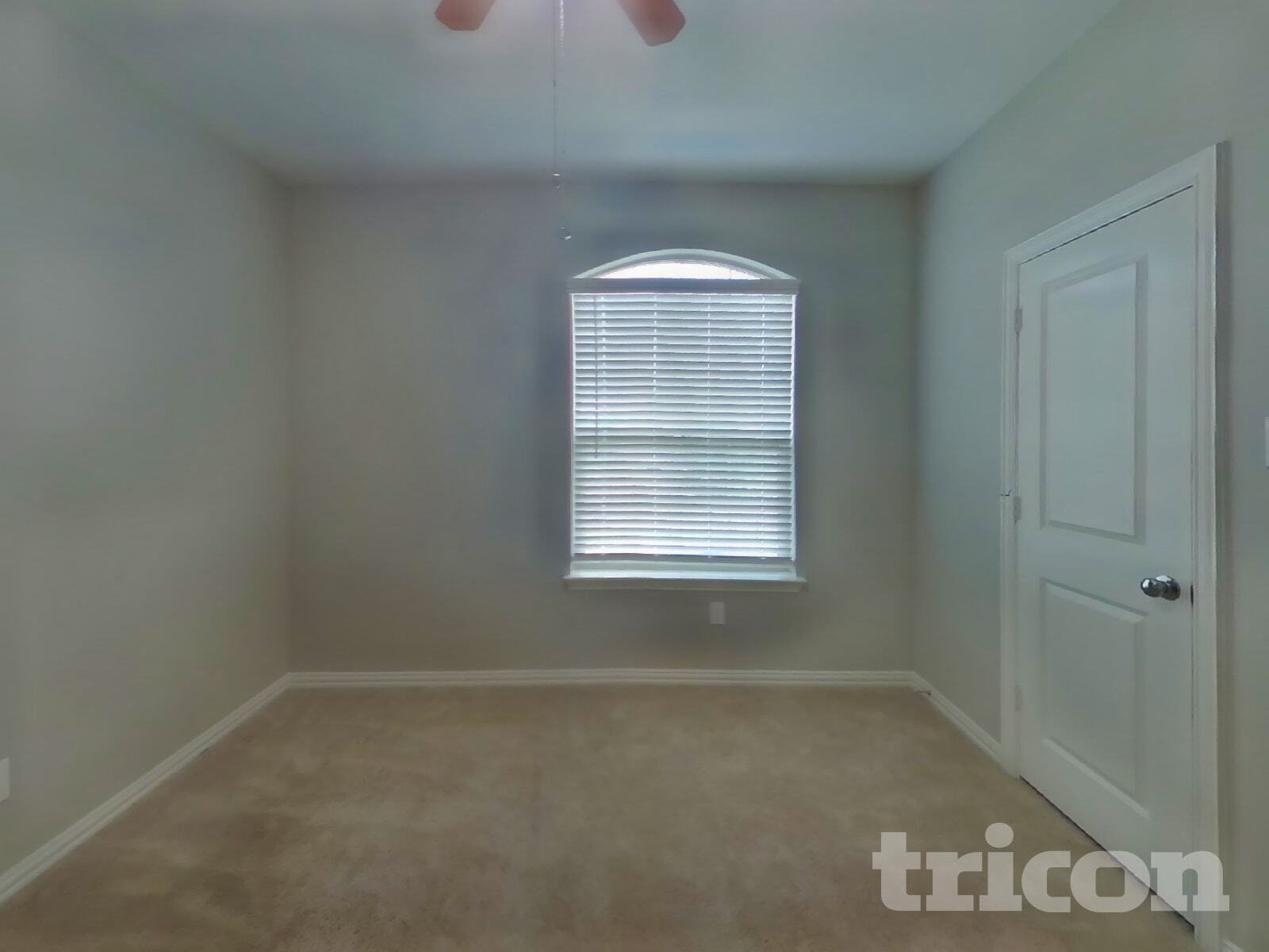 Building Photo - 235 Jenkinson Dr