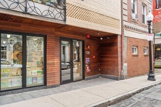 Building Photo - 126 Salem St