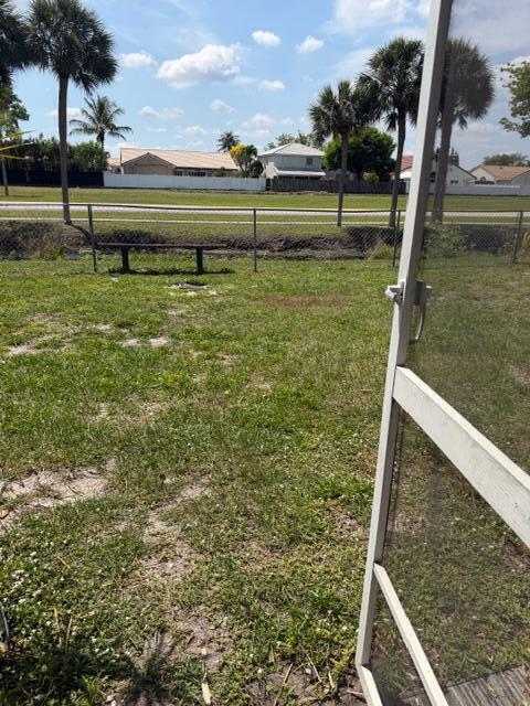 Building Photo - 9448 Saddlebrook Dr