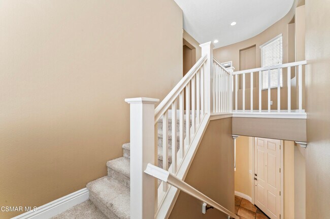 Building Photo - 186 Parkside Dr