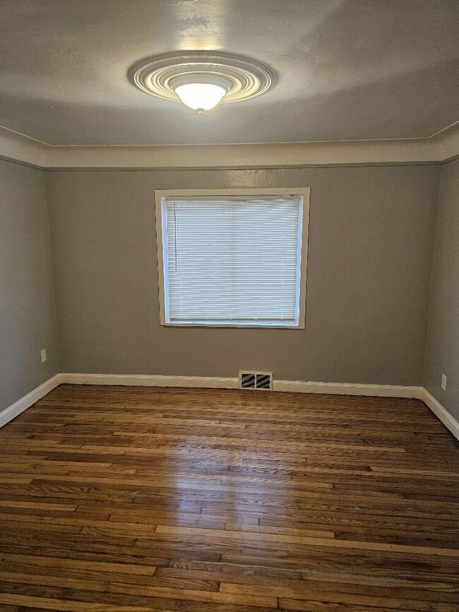 Building Photo - 9717 Balfour Rd