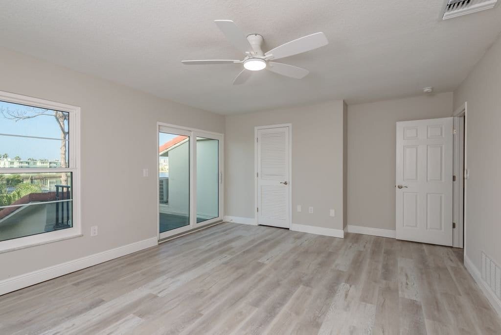 Building Photo - 2700 Bayshore Blvd