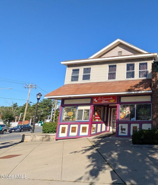 Building Photo - 469 Delaware Ave