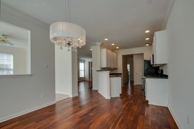 Building Photo - Single family - unfurnished - YEAR ROUND rental - Villages of Old Landing