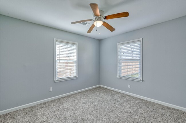 Building Photo - 3818 Noah St