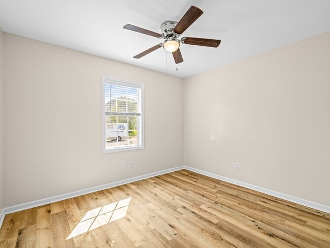 Building Photo - Aragona Village