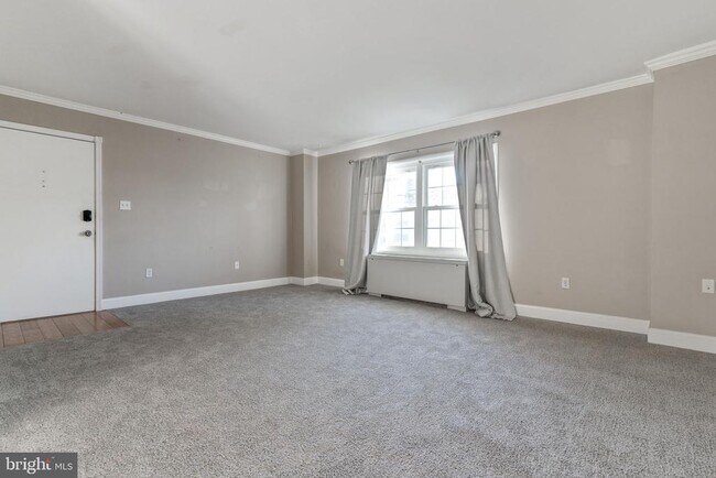Building Photo - 4413 Romlon St