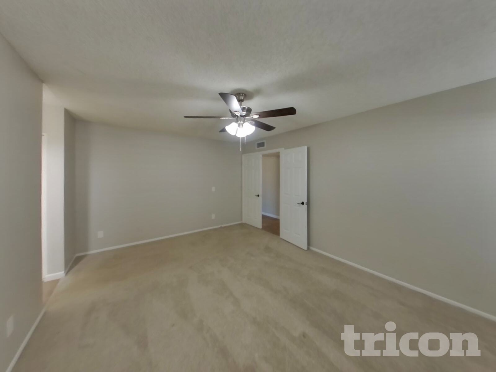 Building Photo - 10044 W Highland Ave