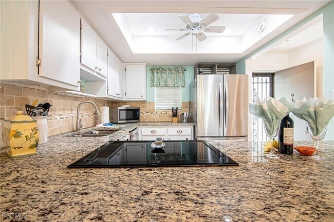 Building Photo - 6725 Winkler Rd