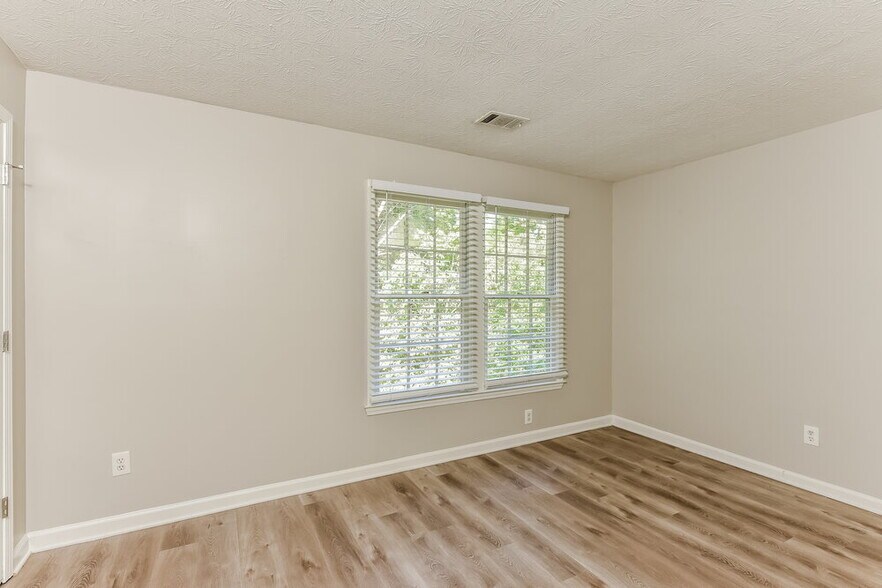 Building Photo - 4877 Fielding Way