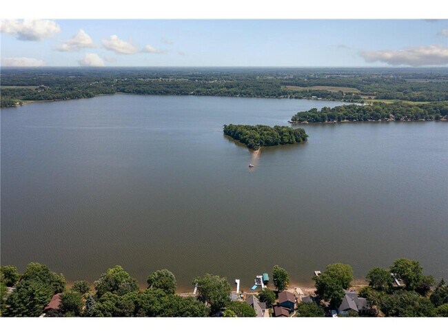 Building Photo - 26755 Fremont Dr