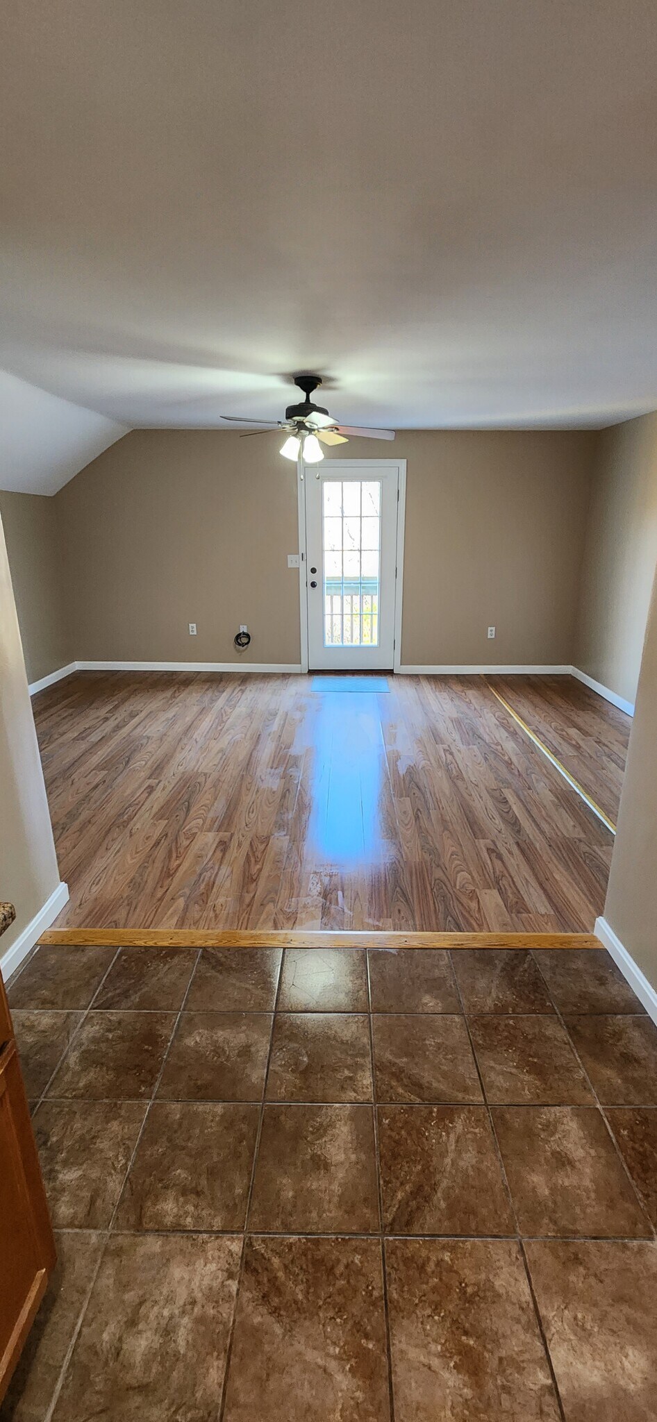 Building Photo - 391 Putnam Pike