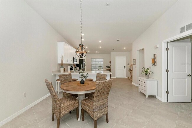 Building Photo - 12580 Galapagos Ct