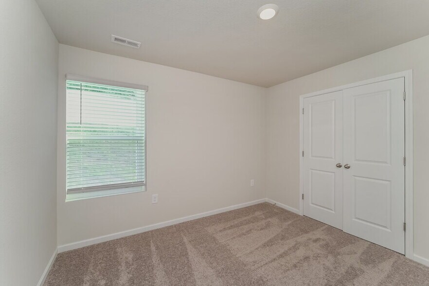 Building Photo - 6244 Lowe Ln