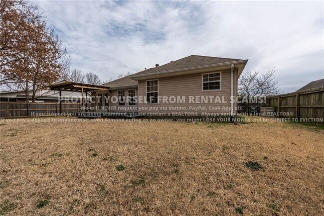 Building Photo - 1653 Shetland Dr