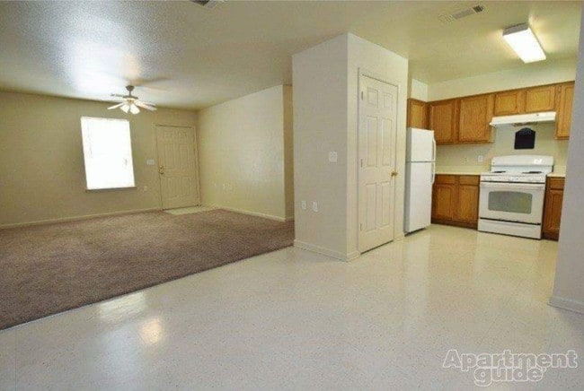 Building Photo - Beau Soleil Estate