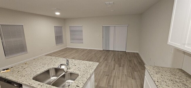 Building Photo - 2878 Narcoossee Cmns Wy