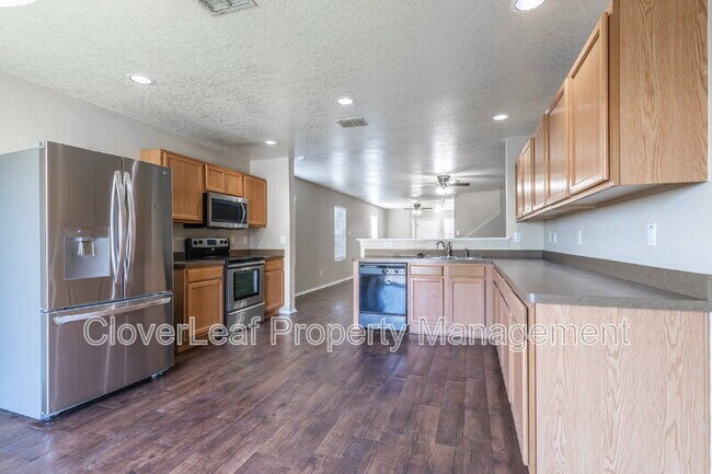 Building Photo - 7839 Horse Hollow