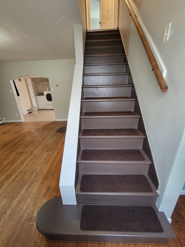 Building Photo - 56 Rebecca St