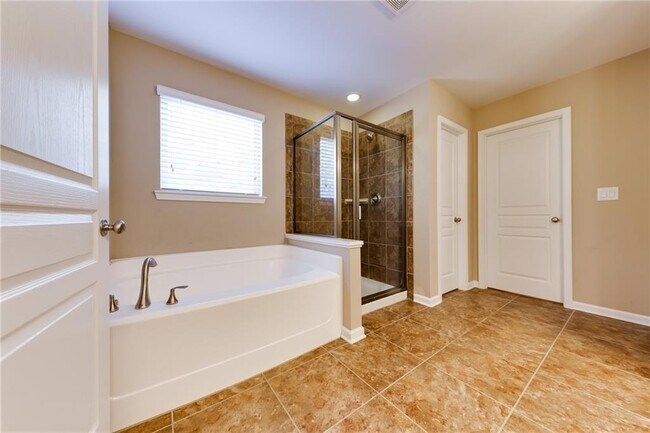 Building Photo - 7245 Rocking Horse Ln
