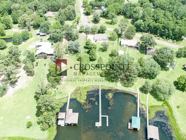 Building Photo - Tour Today! 3 Bedroom Home On Lake Tyler!