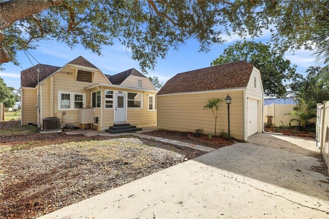 Building Photo - 918 45th St N