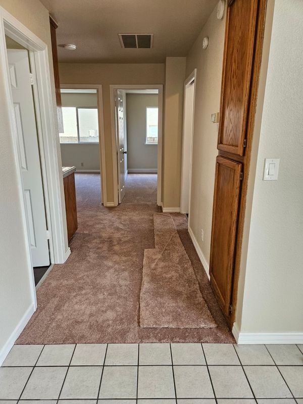 Building Photo - 1000 Peach Ct