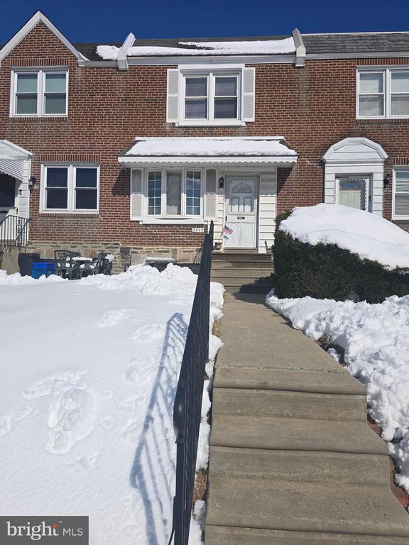 Building Photo - 2849 Hellerman St