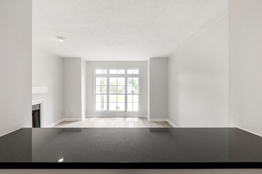 Building Photo - 5608 Hickory Meadows Ct