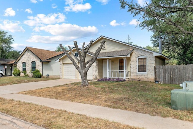 Building Photo - 607 Russet Valley Dr