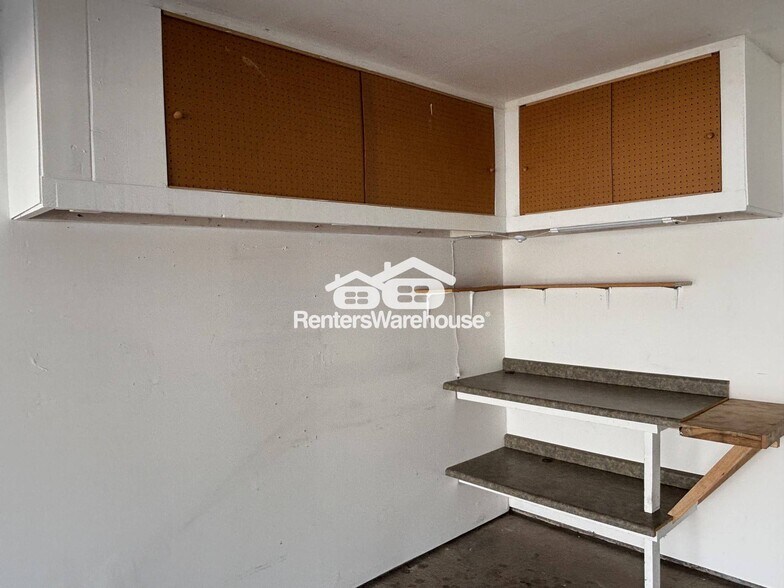 Building Photo - 12881 Echo Ln