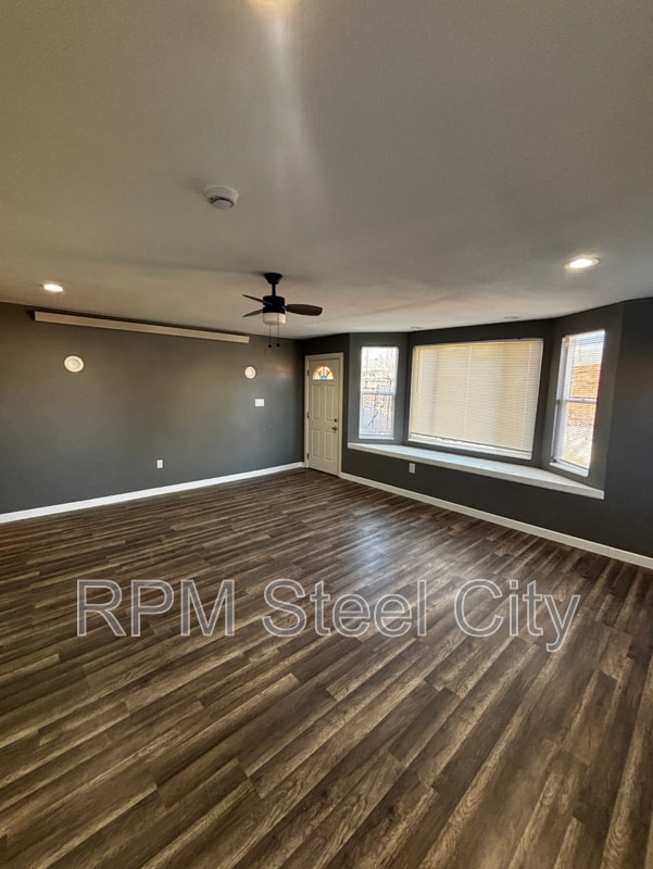 Building Photo - 2521 Emilia St