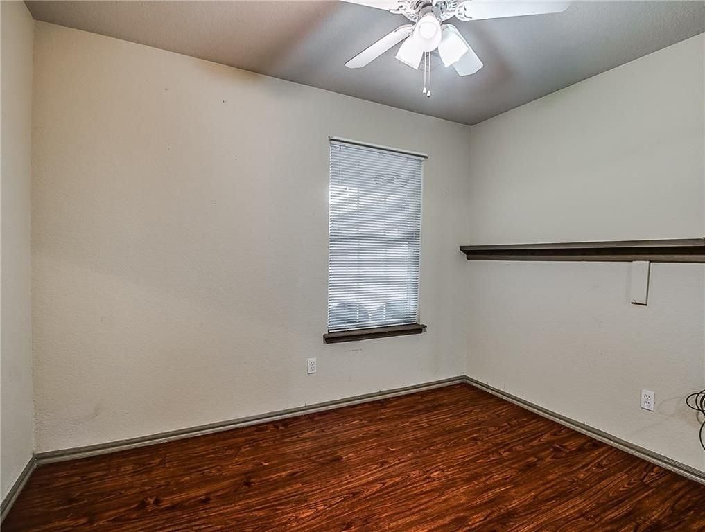 Building Photo - 5713 SE 85th St