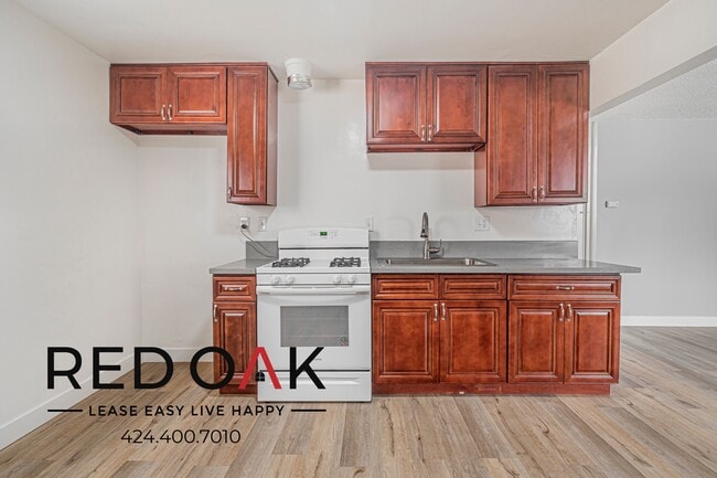 Building Photo - 7314 Richfield St