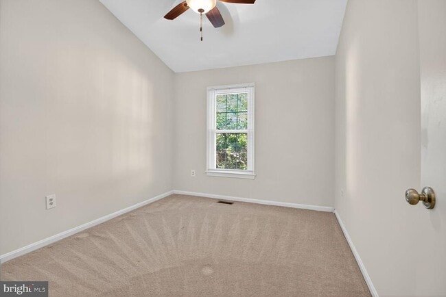 Building Photo - 4257 Sleepy Lake Dr